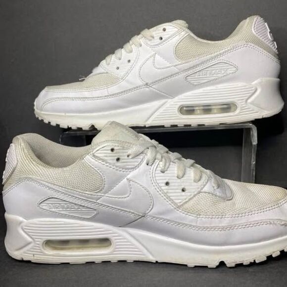 Nike Air Max 90 Triple White 2022 Men’s - Sz 9 - Picture 1 of 3
